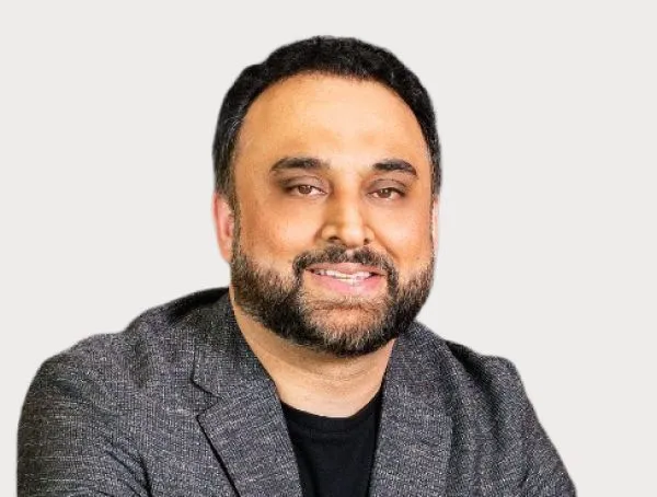 Zia Mansoor Board Director Headshot of Zia Mansoor - Board Director